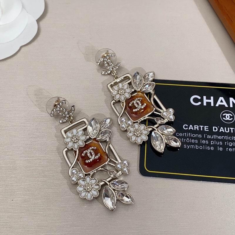 Chanel Earrings 542